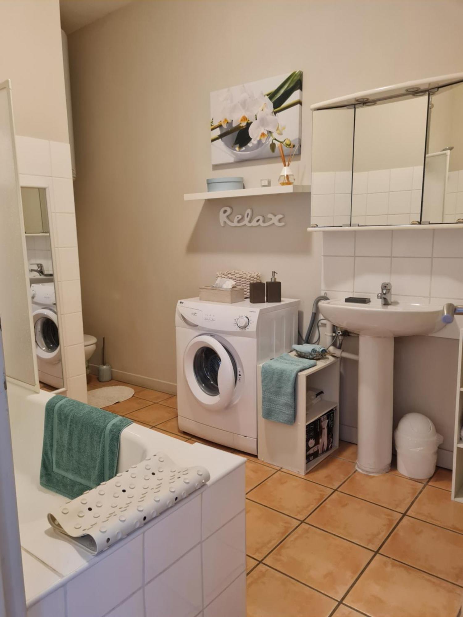 Le Prieure - Studios Jusqu'A 4 Personnes Villeneuve-lès-Béziers Exterior foto